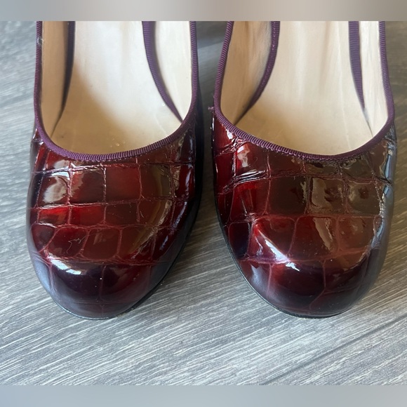 Anne Klein real patent leather crocodile pattern pump. Made in Italy. Size 7 - Picture 4 of 7